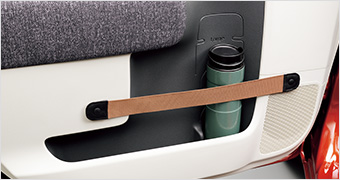 Door trim belt
